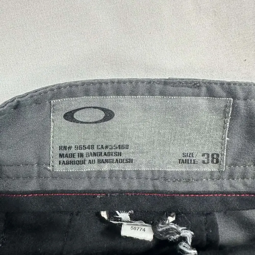 Oakley Men's Gray Performance Hybrid Walk Shorts Size 38